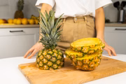 O abacaxi é uma das frutas da estação