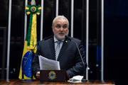 Jean Paul Prates tem discurso parecido com de Dilma sobre preço dos combustíveis
