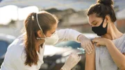 Vacinação de adolescentes contra a Covid-19 