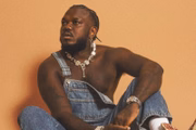 Rapper Djonga lançou álbum Inocente em 13 de outubro de 2023