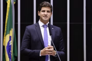 João Campos (PSB-PE) trocou a Câmara pela Prefeitura de Recife