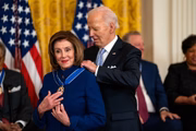 Biden e Nancy Pelosi