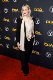 Elle Fanning em fevereiro