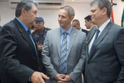 Nico conversando com Derrite e Tarcísio