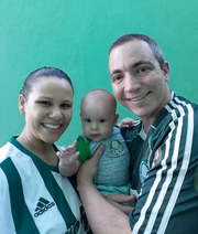 Domingos deixou a esposa Alliny e o filho Miguel em São Paulo para aprender inglês em Auckland