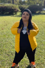 Dicas de makes e looks do dia fazem parte do conteúdo postado pela influencer