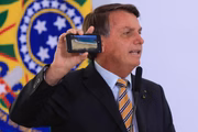 Segundo Bolsonaro, só ele e Hamilton Mourão não podem ser demitidos