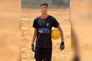 Morador da pequena cidade de Tábua, na Bahia, Iran conseguiu inovar nas redes usando um toque de autenticidade e de simplicidade. O jovem logo se tornou um fenômeno. Jogadores da Seleção Brasileira, como Neymar e Richarlison, e até mesmo o filho de Cristiano Ronaldo já fizeram menção ao baiano nas redes