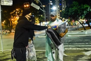 “Faladores falarão e eu prefiro ser um fazedor ao invés de um falador”, disse ele