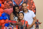 Jaqueline, Luciano e Davi: mãe, pai e filho