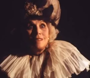 A atriz Maria Fernanda no filme Carlota Joaquina