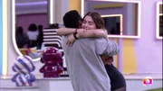 Os brothers foram vistos em muitos momentos carinhosos, mas não passavam de abraços e carinhos. Larissa, a sister da casa de vidro, chegou a revelar que os dois estavam sendo “shippados” pelos telespectadores do reality 