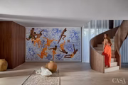 Anitta abriu as portas de sua nova mansão no Rio