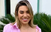 Durante a carreira, Naiara fez parcerias com grandes nomes da música brasileira. Ivete Sangalo, Gusttavo Lima, Maiara e Maraisa e Wesley Safadão são alguns deles