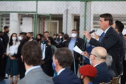 Bolsonaro afirmou que escolas devem formar bons profissionais