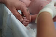 Primeira foto de Ravi, segundo filho de Viih Tube e Eliezer
