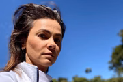 A atriz Suzana Alves disse que está feliz por ser mais independente, lição que aprendeu durante a quarentena por causa do coronavírus