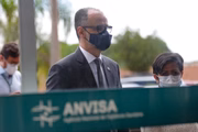 Coletiva da Anvisa sobre suspensão dos testes da Coronavac