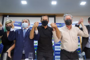Doria e Arthur Virgílio em coletiva 