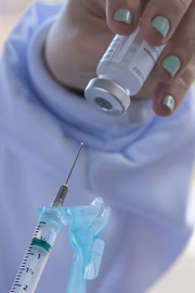 Na Rodoviária do Plano Piloto há tanto Pfizer, quanto AstraZeneca e Coronavac à disposição da população