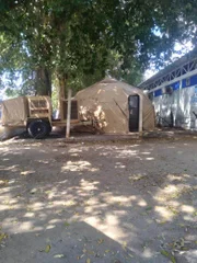 A tenda fica anexa à estrutura da UPA