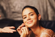 Bruna é atriz e modelo