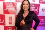Famosos marcam presença em lançamento de cosméticos em Curitiba, organizado por Goretti Stravini