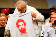 Brasília(DF), 13/12/2017 - Ex presidente Lula durante reunião PT no Teatro dos Bancários em Brasilia - Foto: Daniel Ferreira/Metrópoles