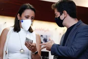 Superintendente de Vigilância em Saúde de Goiás, Flúvia Amorim, e secretário de Saúde, Ismael Alexandrino