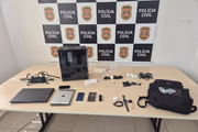 Materiais apreendidos com o hacker em Jundiaí