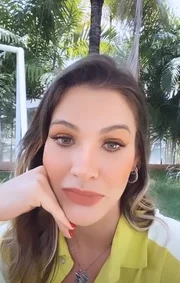 Ela contou que está retomando exercícios e dieta