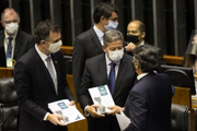 O texto final da proposta deve ser votado pelo plenário do Congresso Nacional em 24 de março