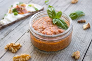 <b>Lanchinhos frescos</b> – Mesmo quem leva lanches prontos na bolsa se cansou da barrinha de cereal. Para 2020, a previsão é que as lojas comecem a vender lanchinhos mais frescos, como sopas para levar e dips leves