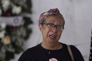 Integrante do Movimento Mães pela Diversidade, Sônia da Silva Martins pede paz e tolerância
