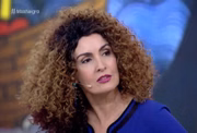 Ela apresenta o Encontro