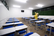 Limpeza já foi realizada em quase todas as escolas