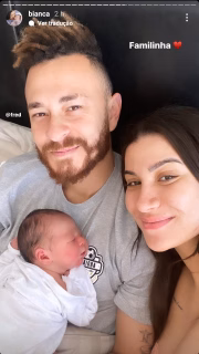 Ele é fruto do relacionamento de Bia com Fred 