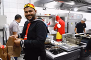 A produção em massa garantiu 150 lanches
