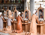 Vale do Jequitinhonha (MG): visitantes podem aprender mulheres artesãs o processo de confecção da cerâmica e se hospedar nas casas das ceramistas, com direito ao melhor da hospitalidade e culinária mineiras
