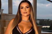 Deolane Bezerra