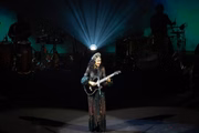 Marisa Monte canta e encanta 