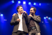 Zezé di Camargo e Luciano também cantaram no Teleton 2022