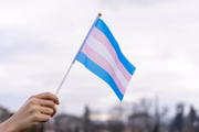 Ser transexual ou travesti em território brasileiro é sobreviver em meio à incerteza de conseguir voltar para casa