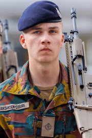 Príncipe da Bélgica na Royal Military Academy, na Inglaterra 