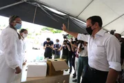 Doria durante vacinação contra Covid-19 no Estádio do Morumbi