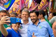Tarcísio e Nunes em campanha