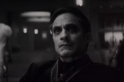 Gael García Bernal em Lobisomem na Noite