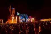 Na lista de shows do Na Praia, que teve início em 2 de julho, estão nomes como Jorge & Mateus, Xand Avião, Ferrugem, Ludmilla, Xamã, entre outros