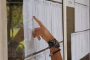 É importante consultar com antecedência o local de prova, pela internet, e conferir no dia do teste