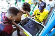 Os manifestantes pudem estampar as próprias camisetas gratuitamente
